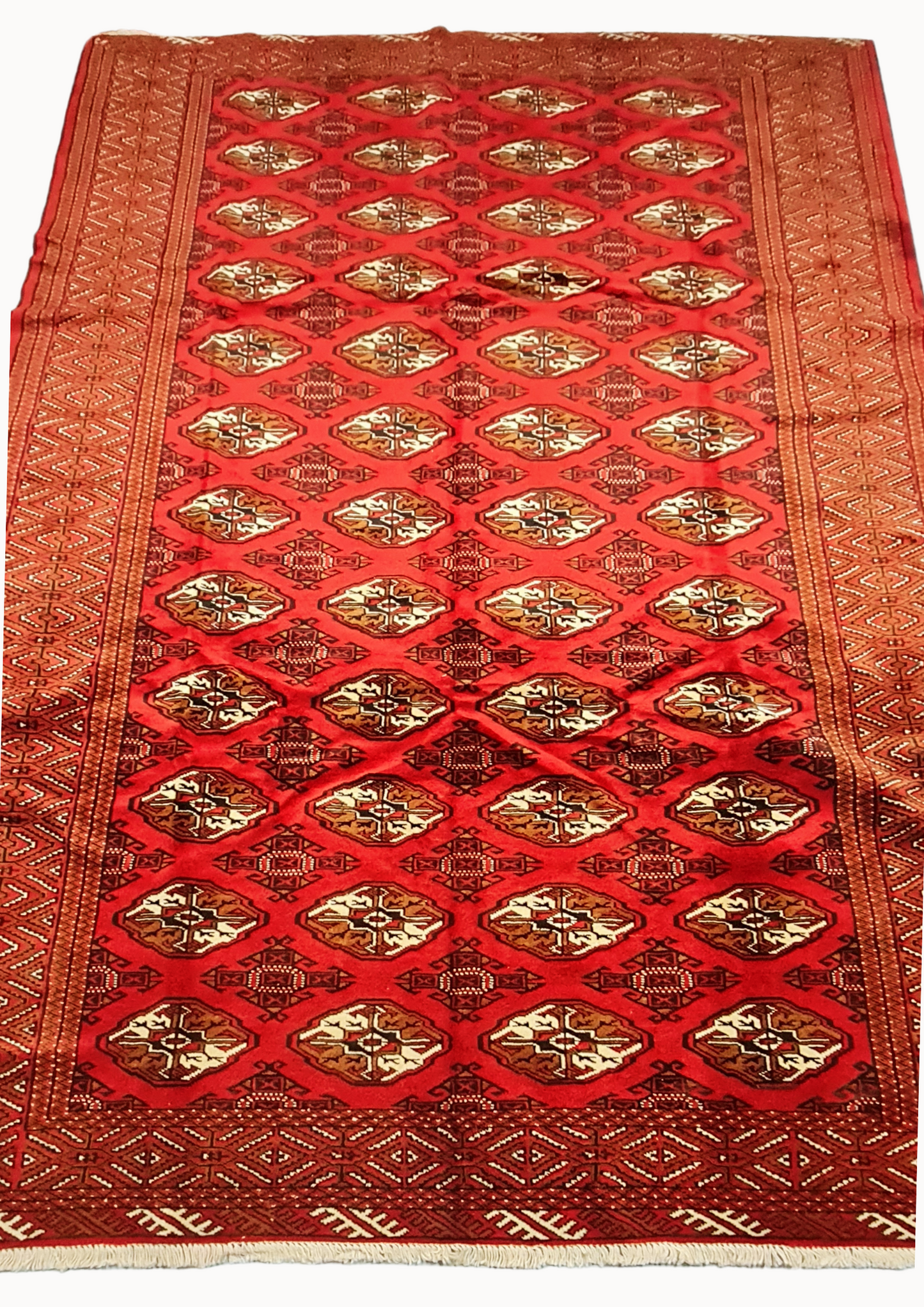 Rug No: 0741 / Size 2.90m x 2.02m