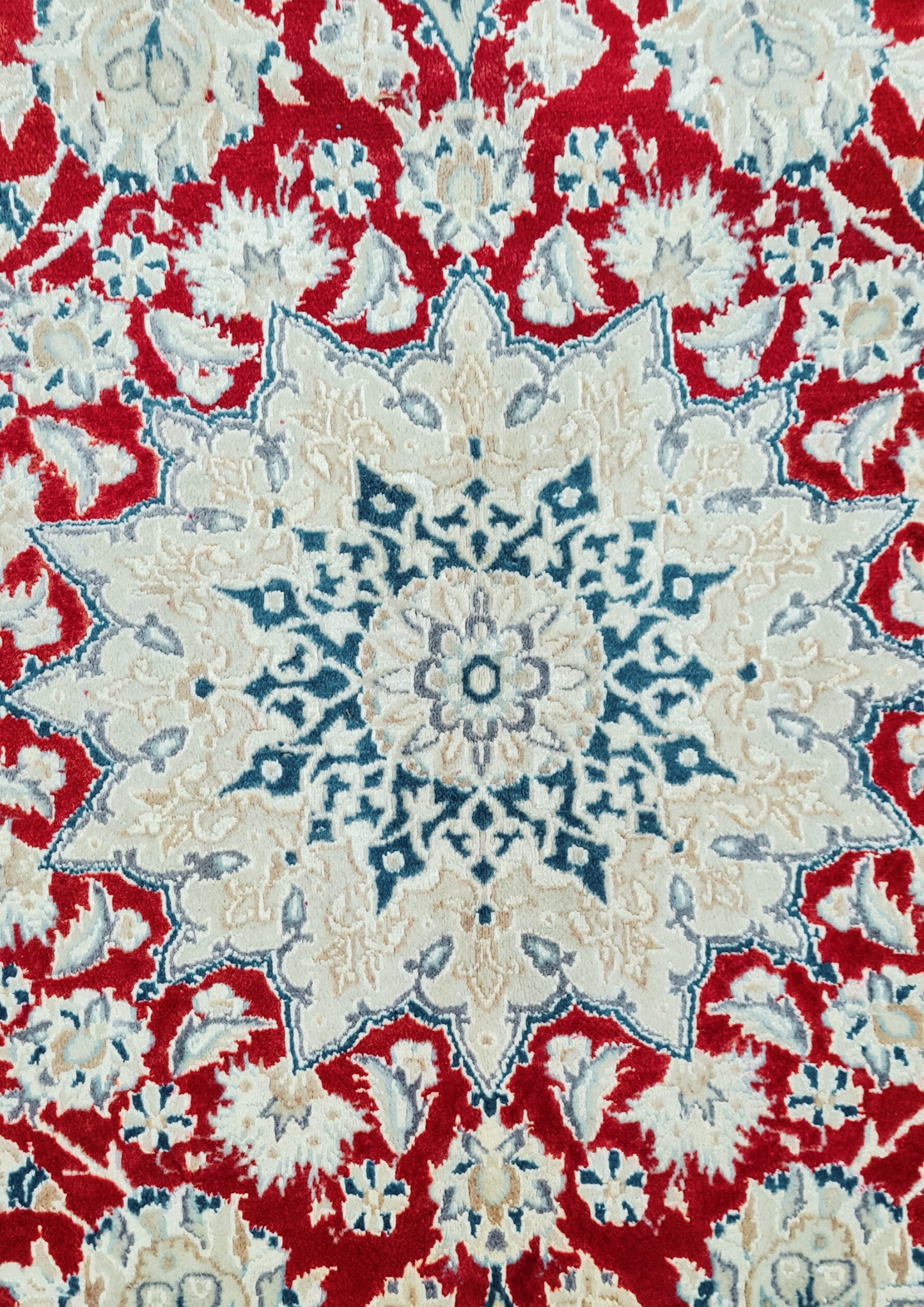 Rug No: 0658 / Size 2.50m x 1.65m