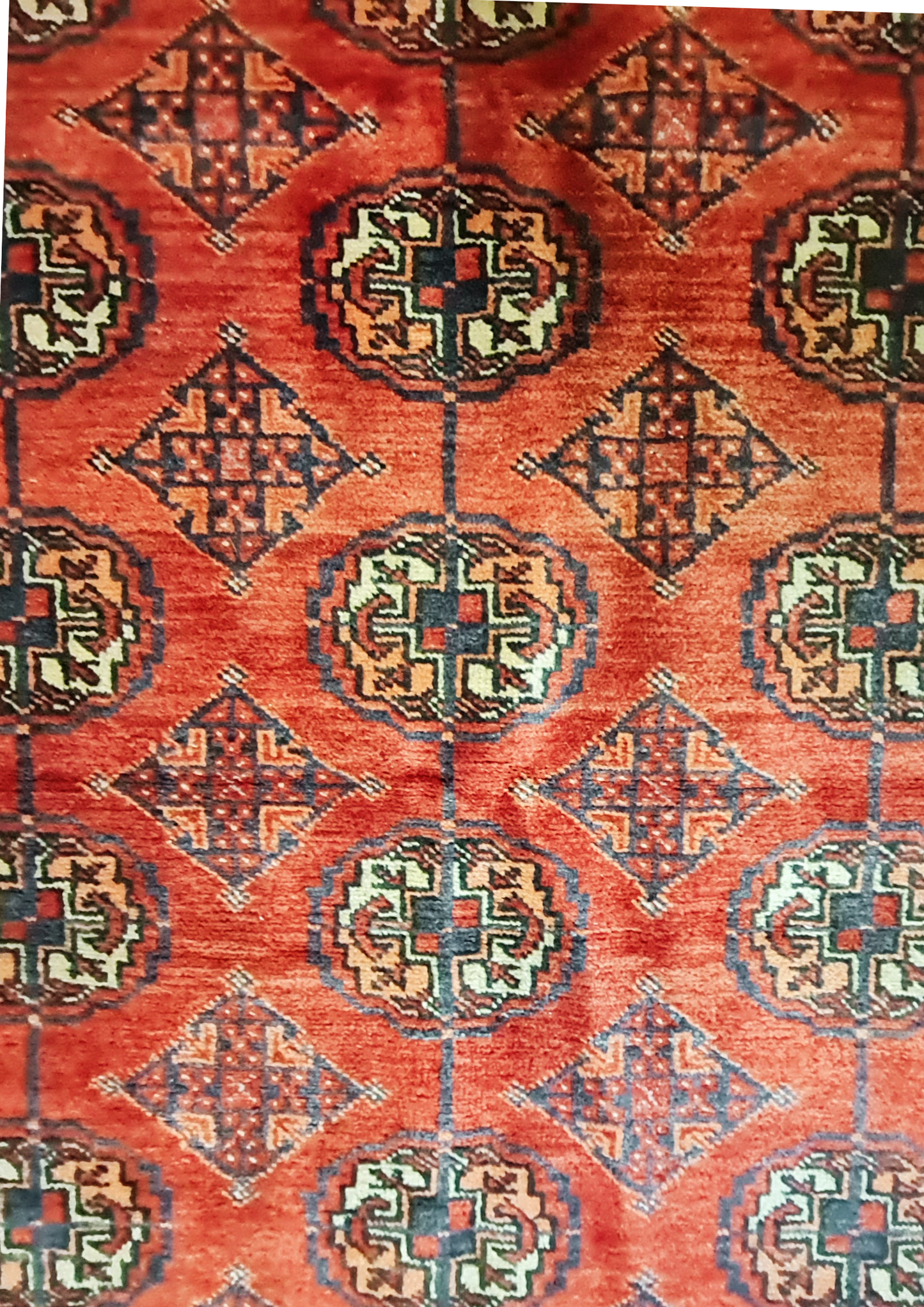Rug No: 1542 / Size 1.52m x 1.10m