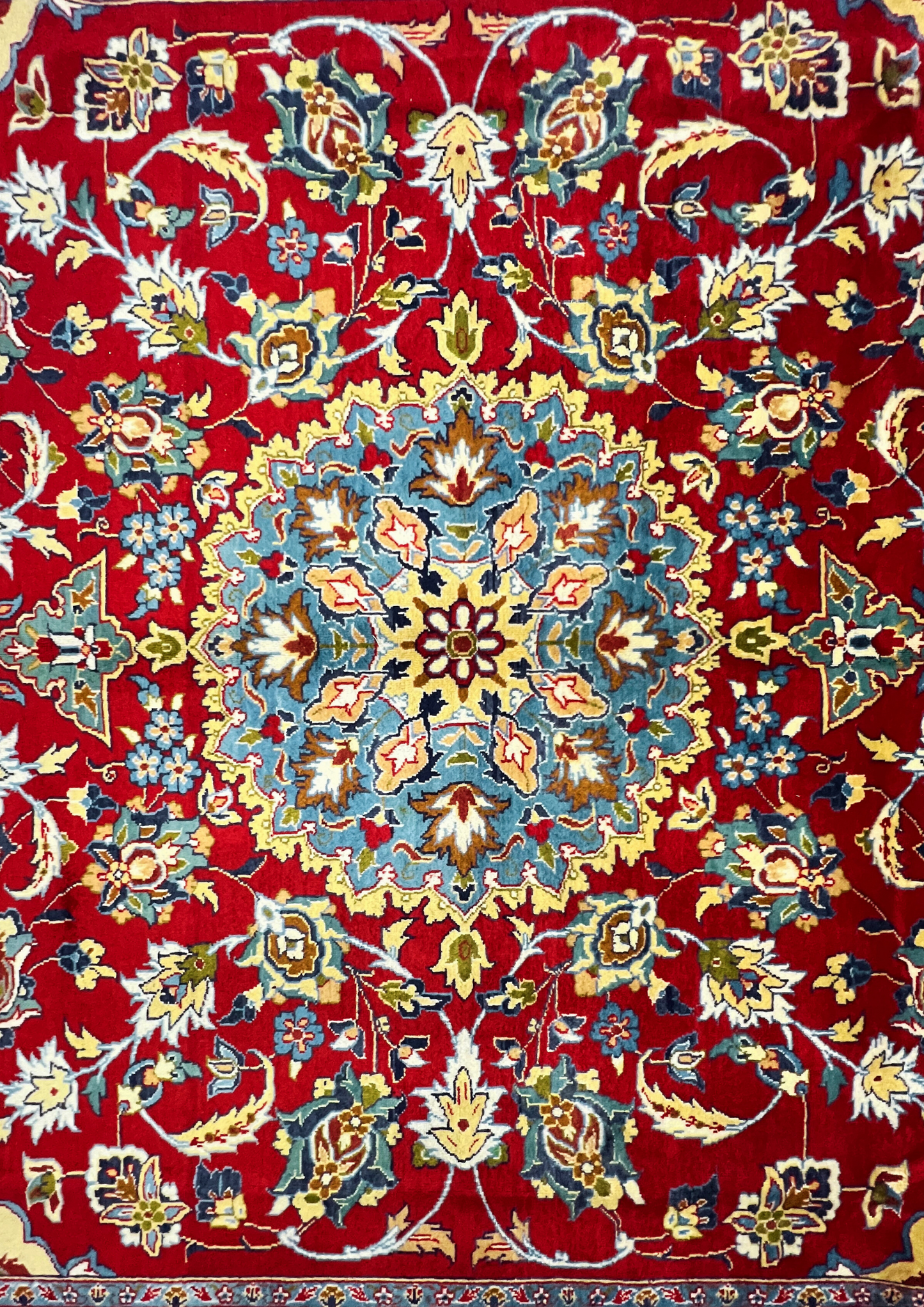 Rug No: 0283 / Size 4.20m x 3.02m