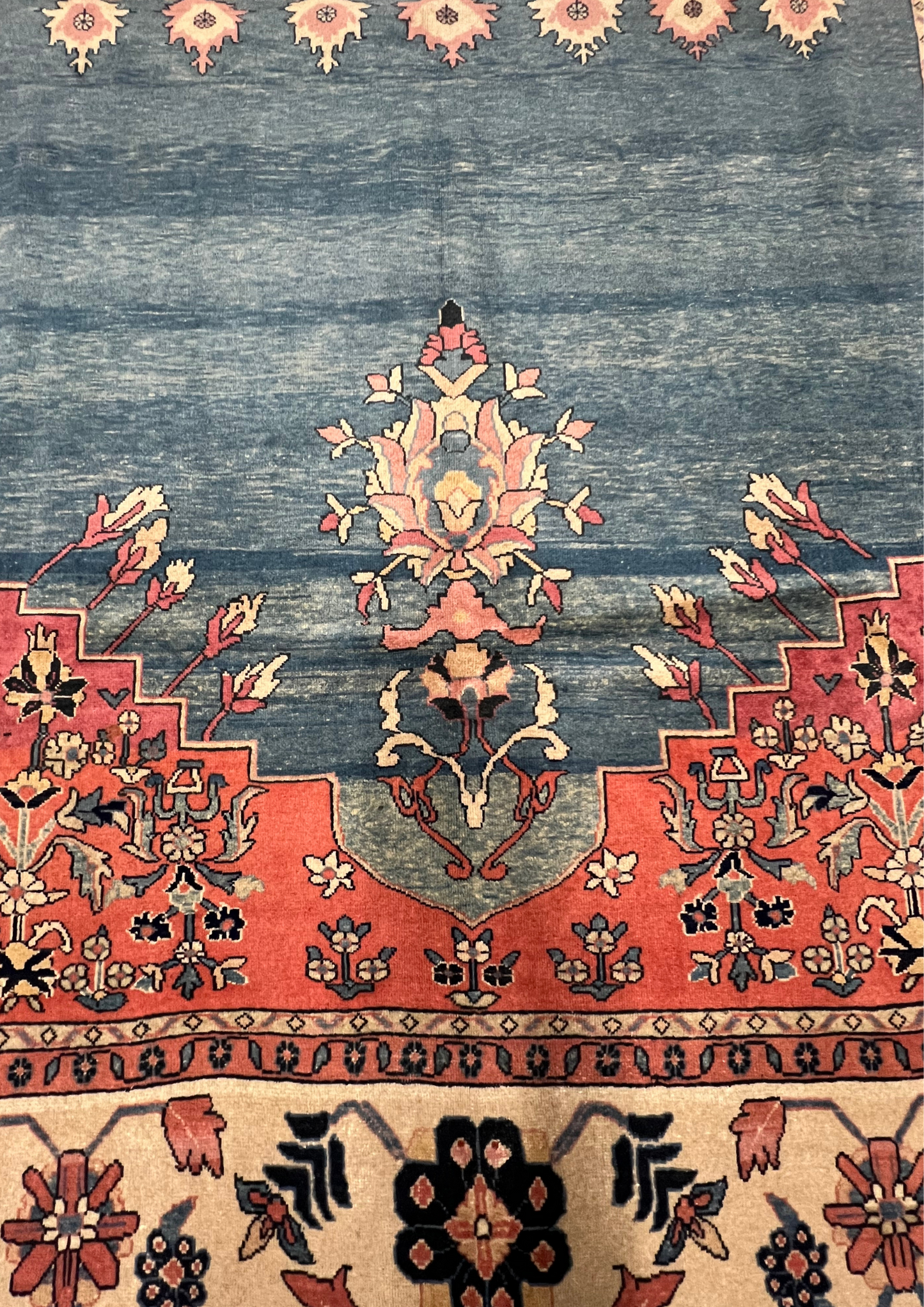 Rug: 0747 / Size 3.18m x 2.18m