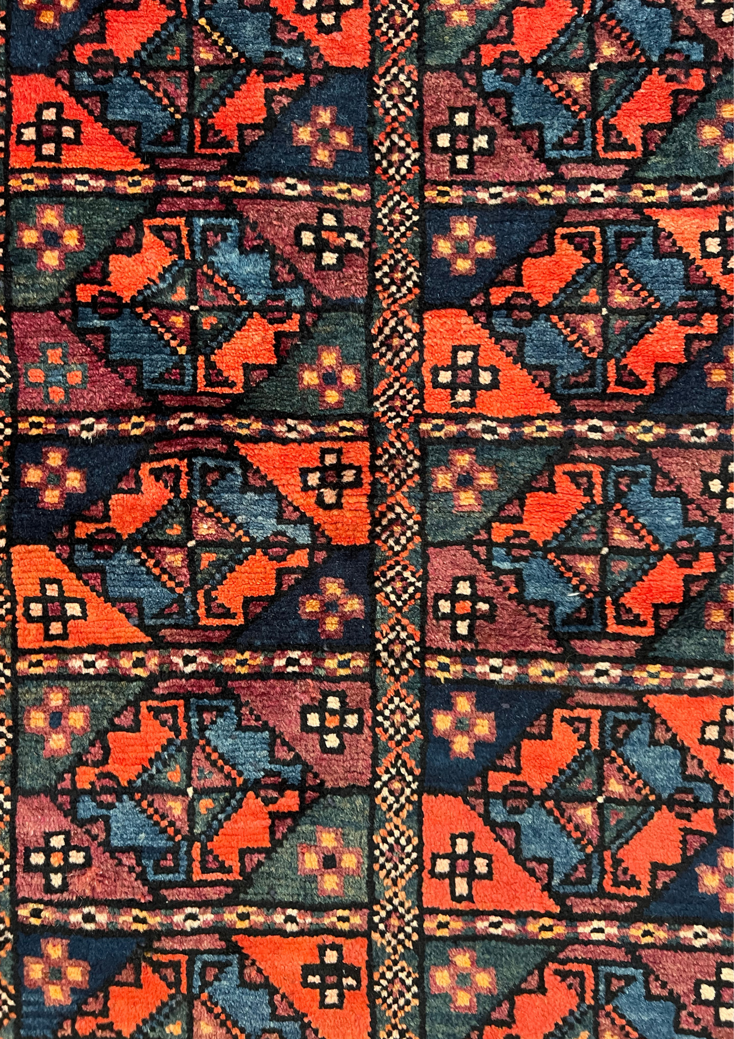 Rug No: 0280 / Size 2.30m x 1.40m