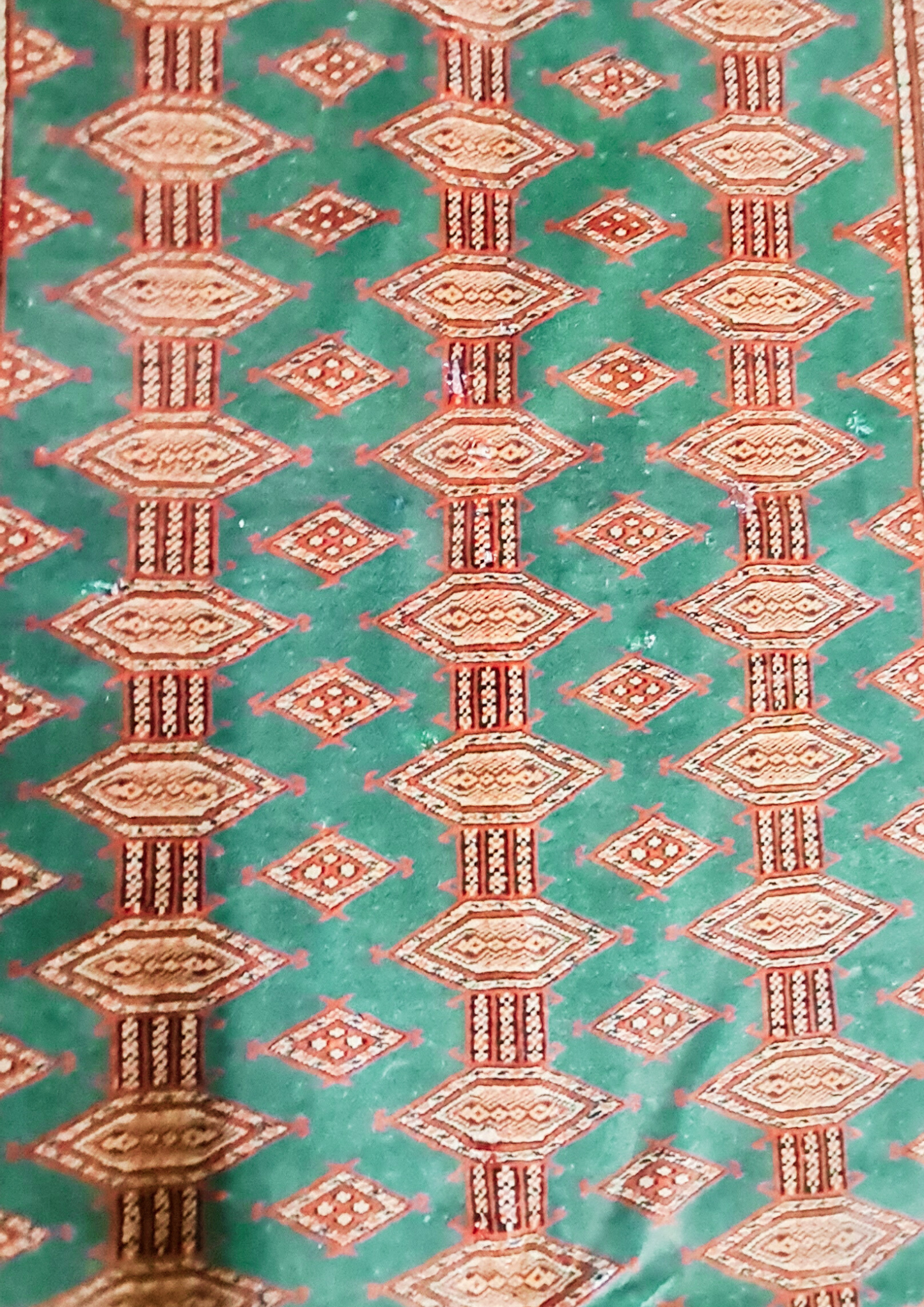 Rug No: 1546 Size 1.86m x 1.15m