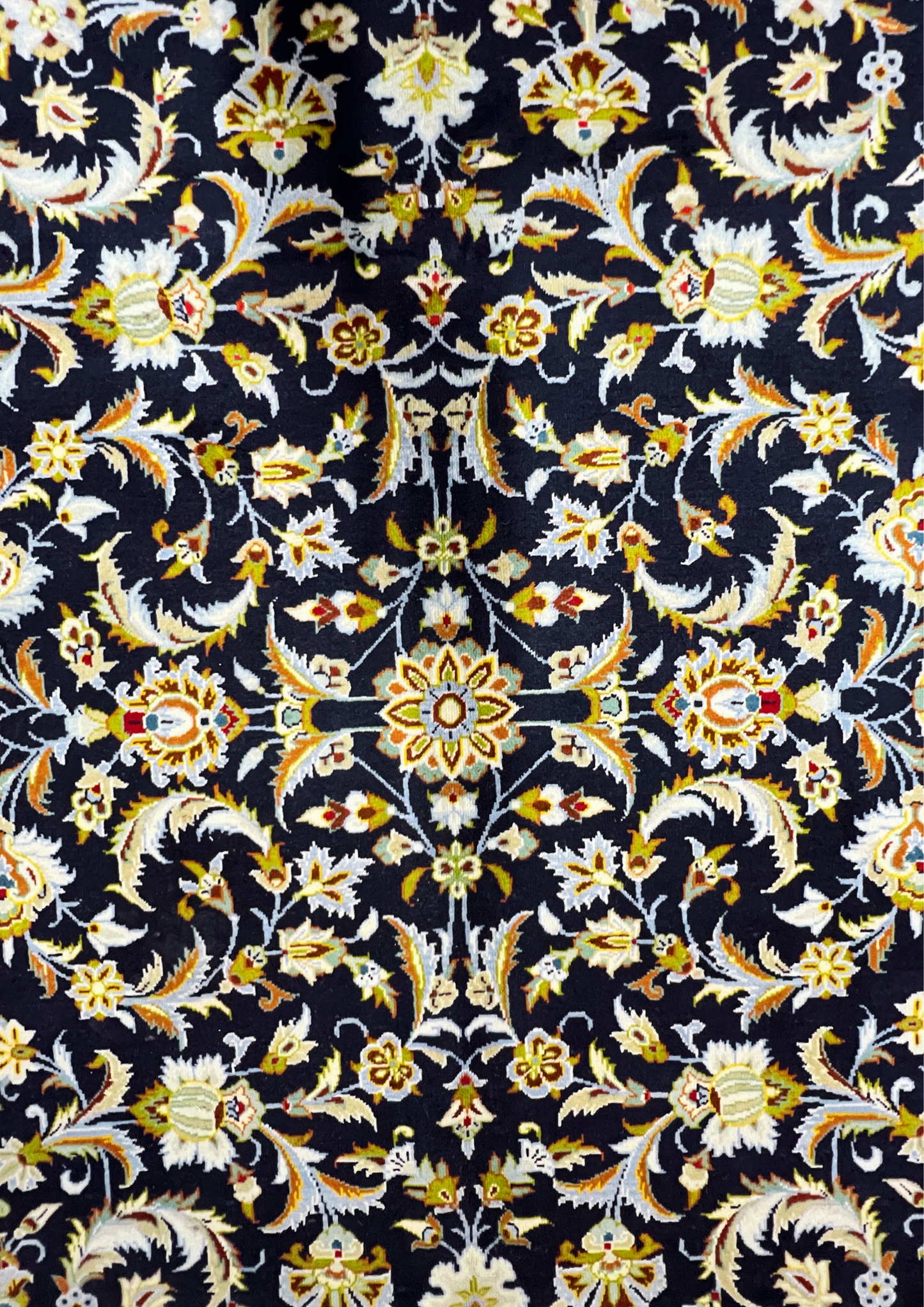 Rug No: 0653 / Size 2.95m x 2.00m