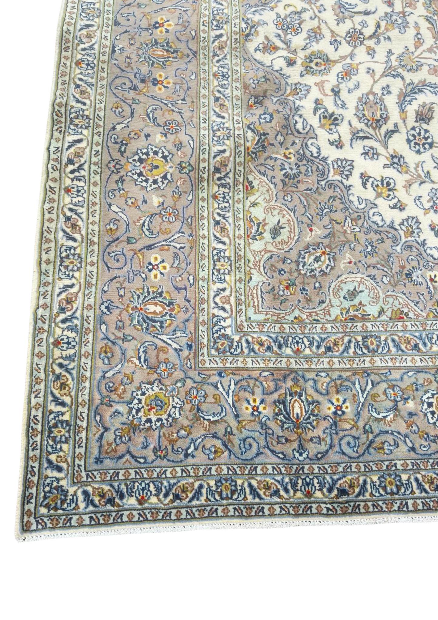 Rug No: 0430 / Size 3.19m x 2.15m