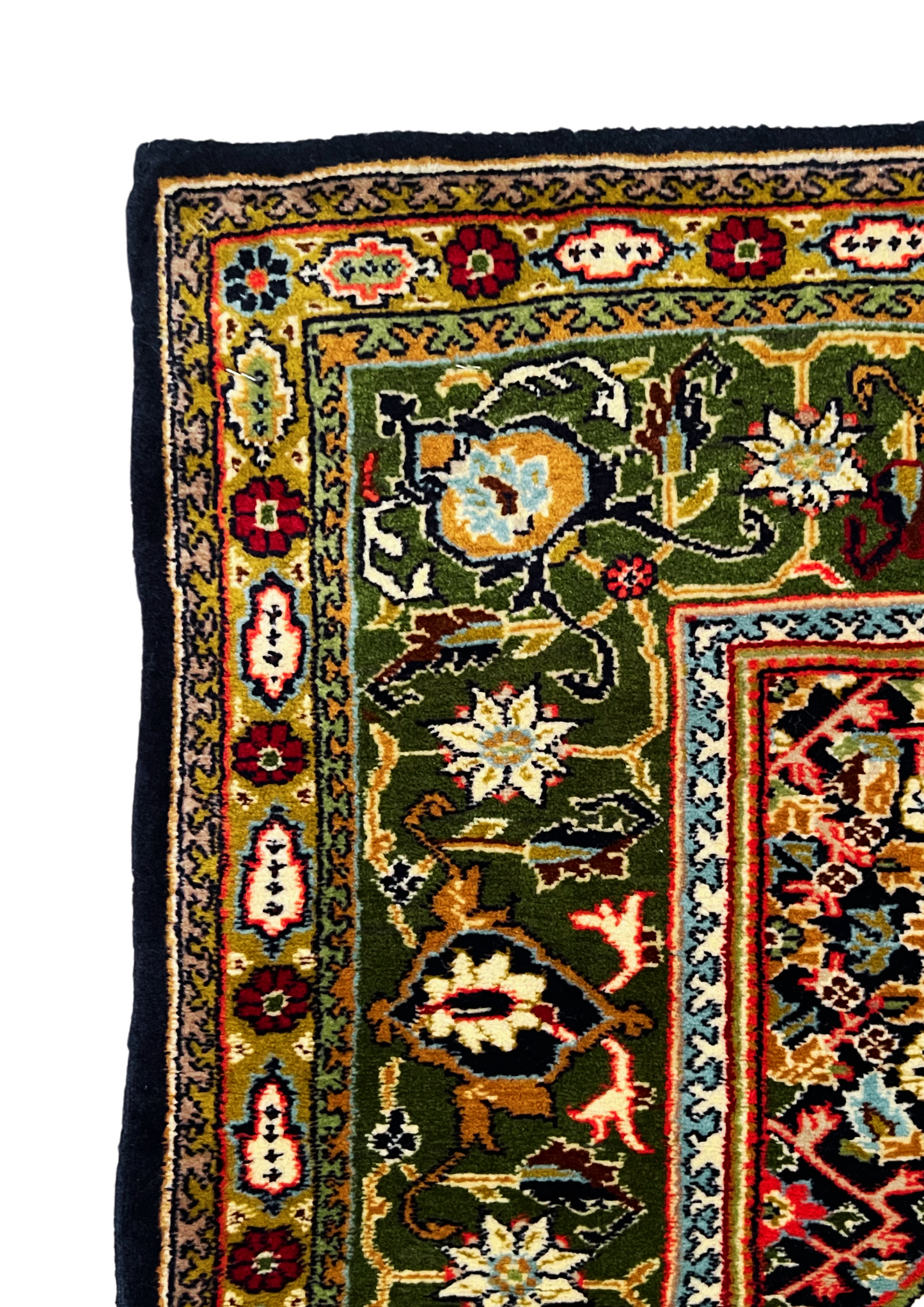 Rug No: 2066 / Size 1.49m x 1.09m