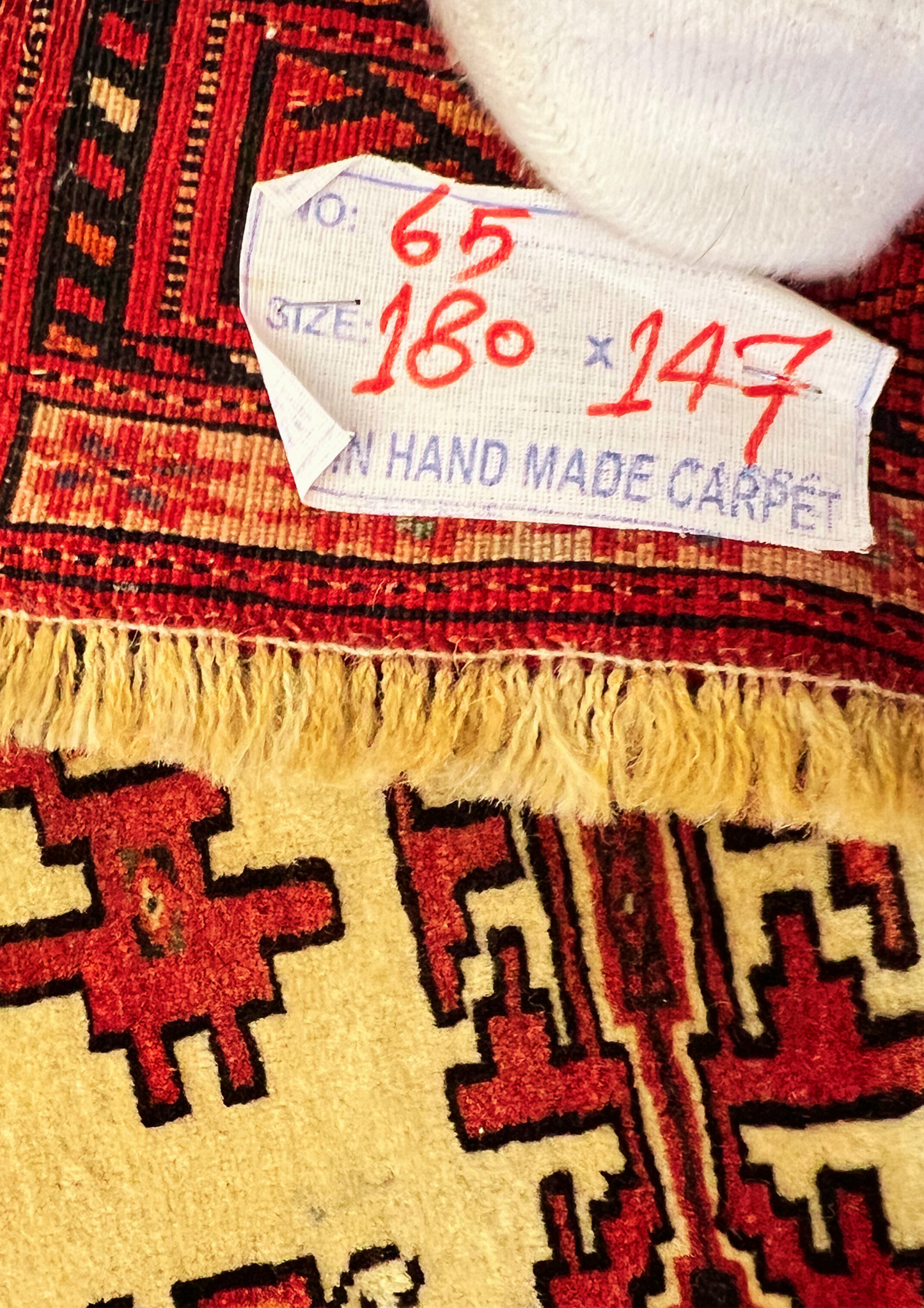 Rug No: 0065 / Size 1.80m x 1.47m