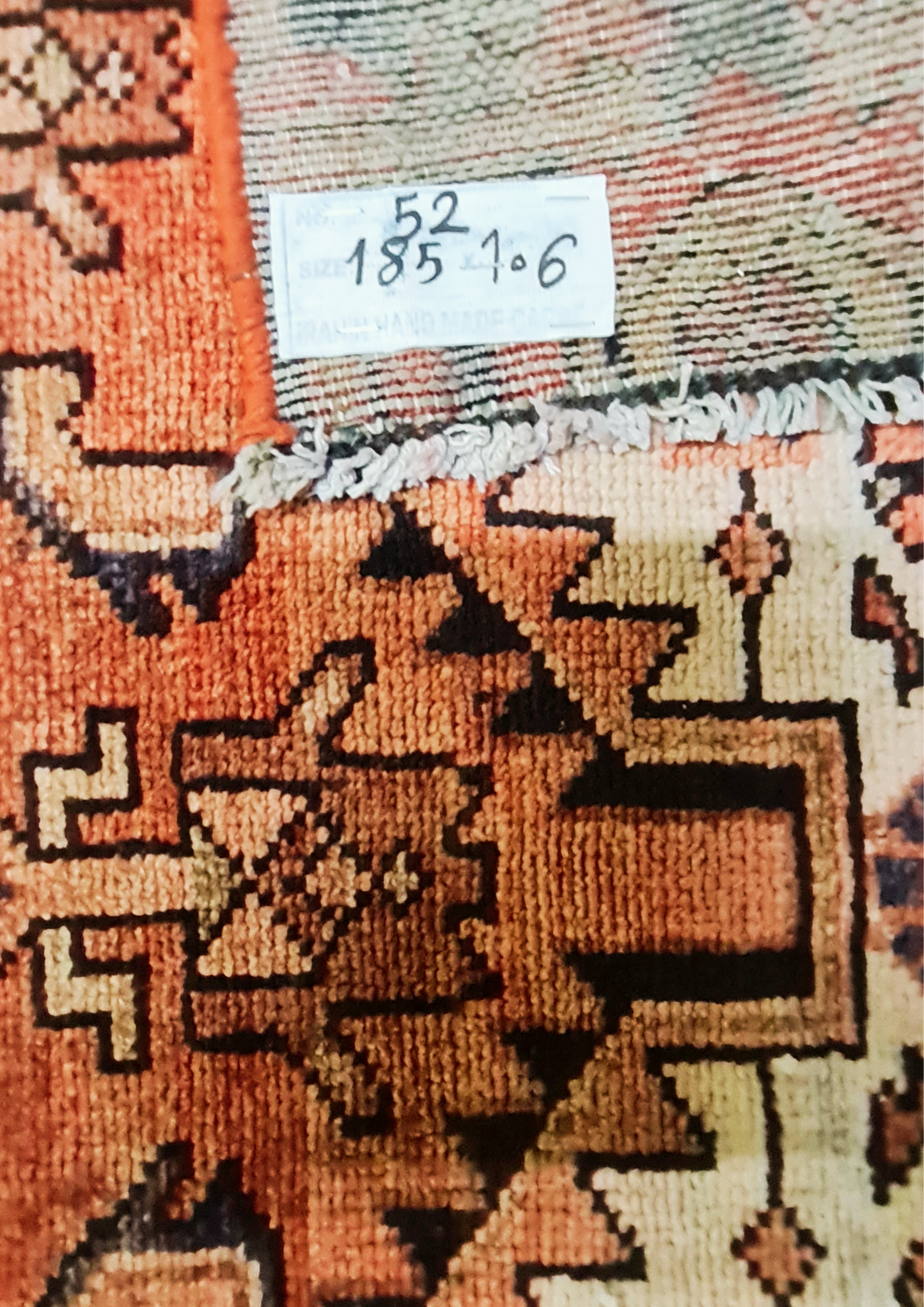 Rug No: 0052 / Size 1.85m x 1.06m
