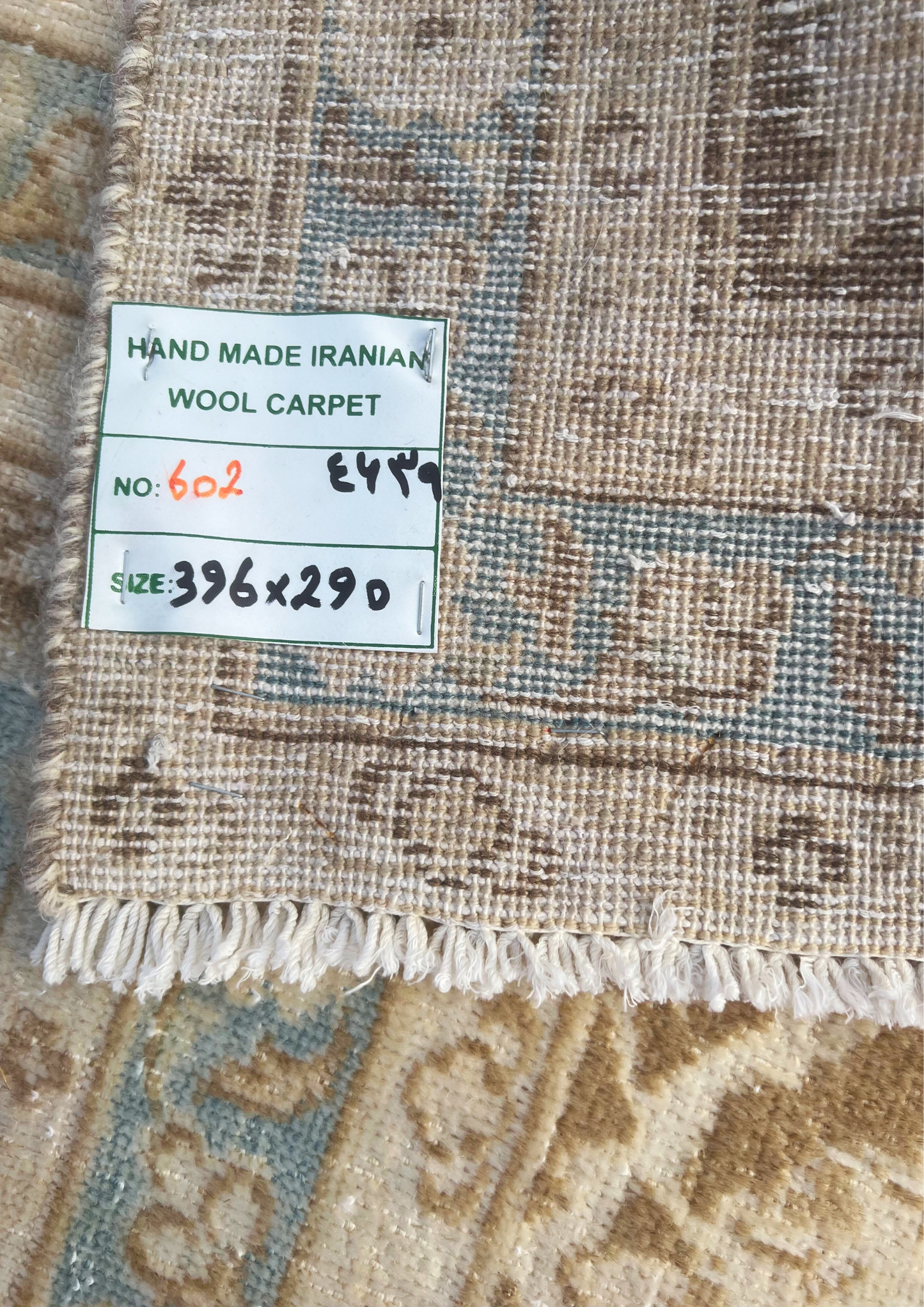 Rug No: 0602 / Size 3.96m x 2.90m