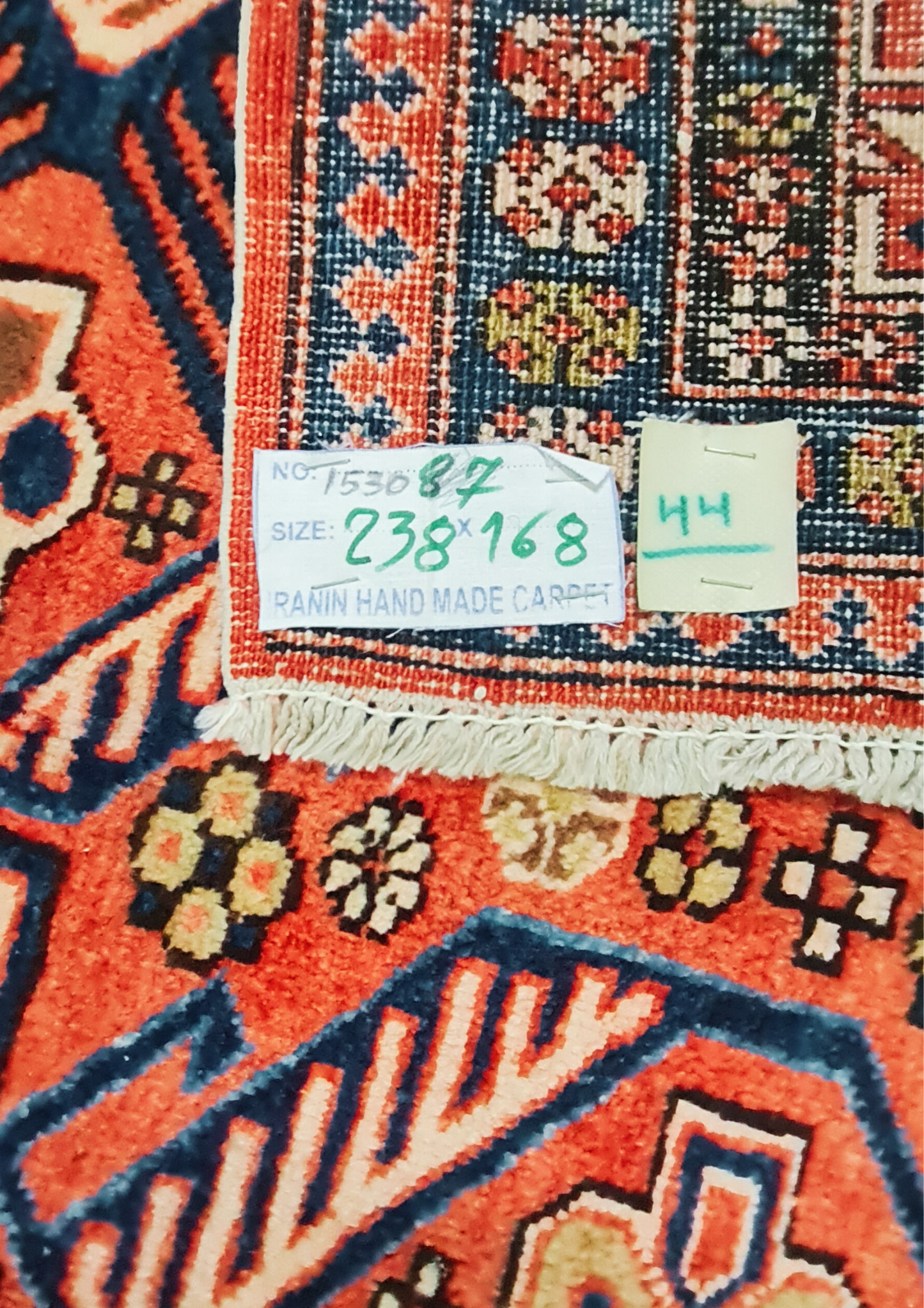 Rug No: 1530 / Size 2.38m x 1.68m