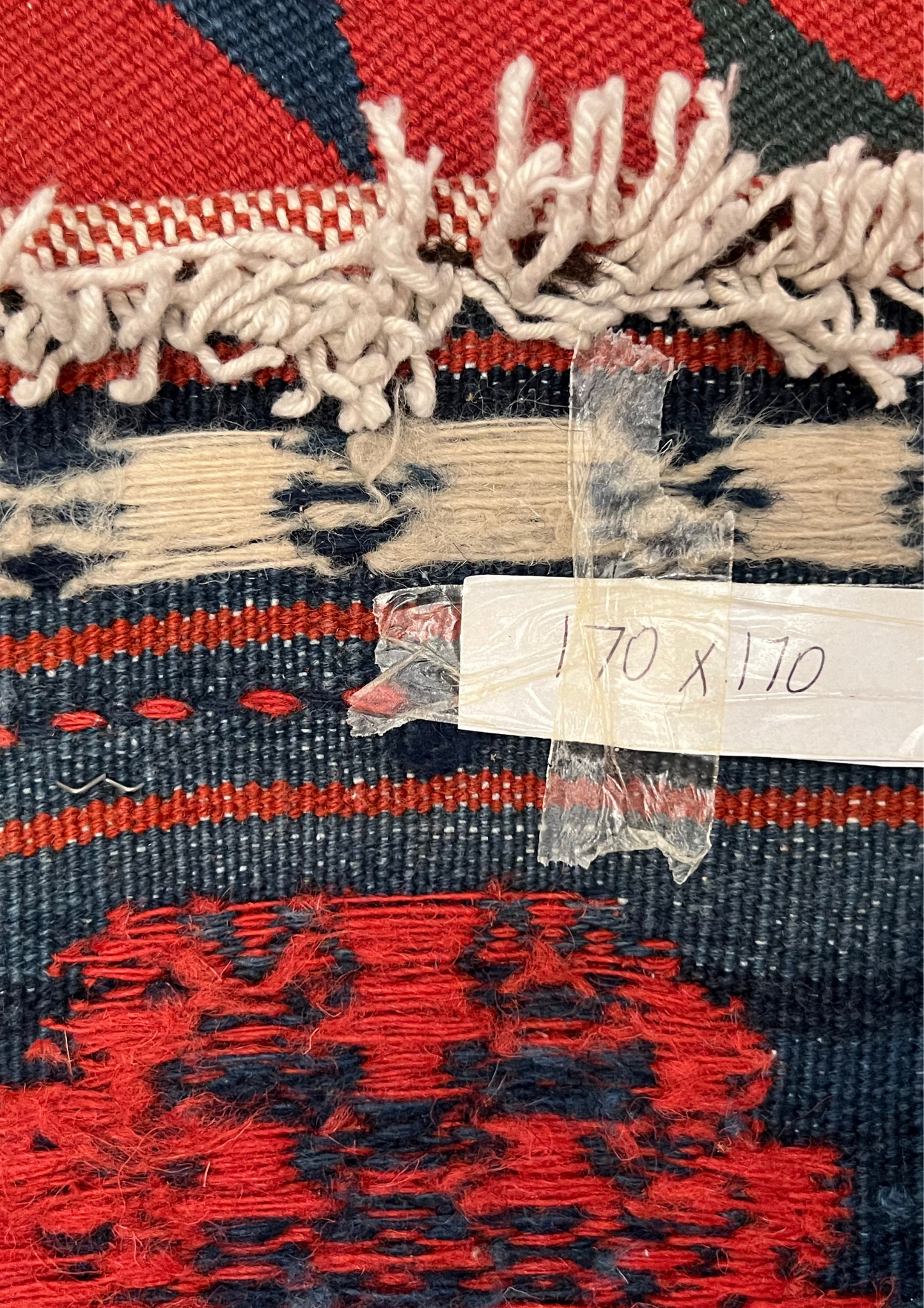 Rug No: 1620 / Size 1.70m x 1.70m