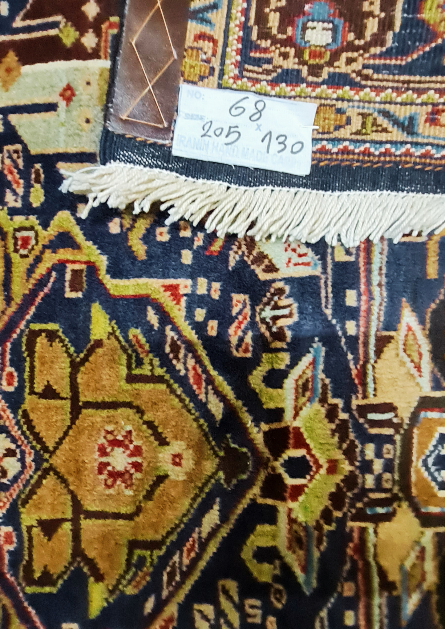 Rug No: 0068 / Size 2.05m x 1.30m
