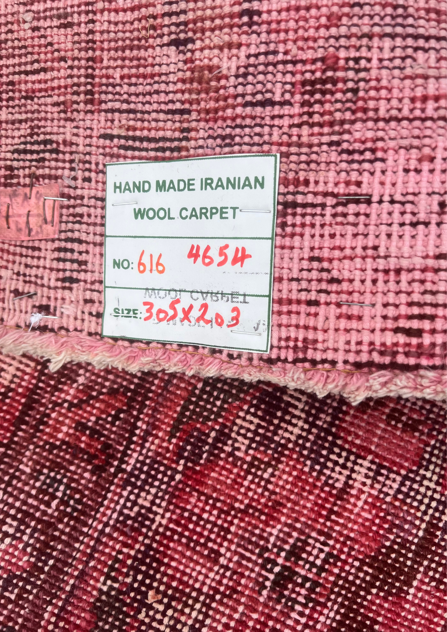 Rug No: 0616 / Size 3.05m x 2.03m