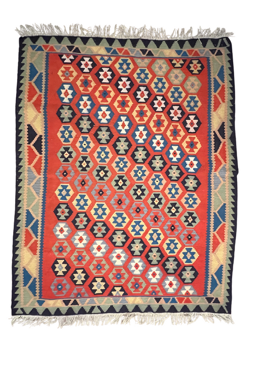 Rug No: 0465 / Size 1.9m x 1.54m