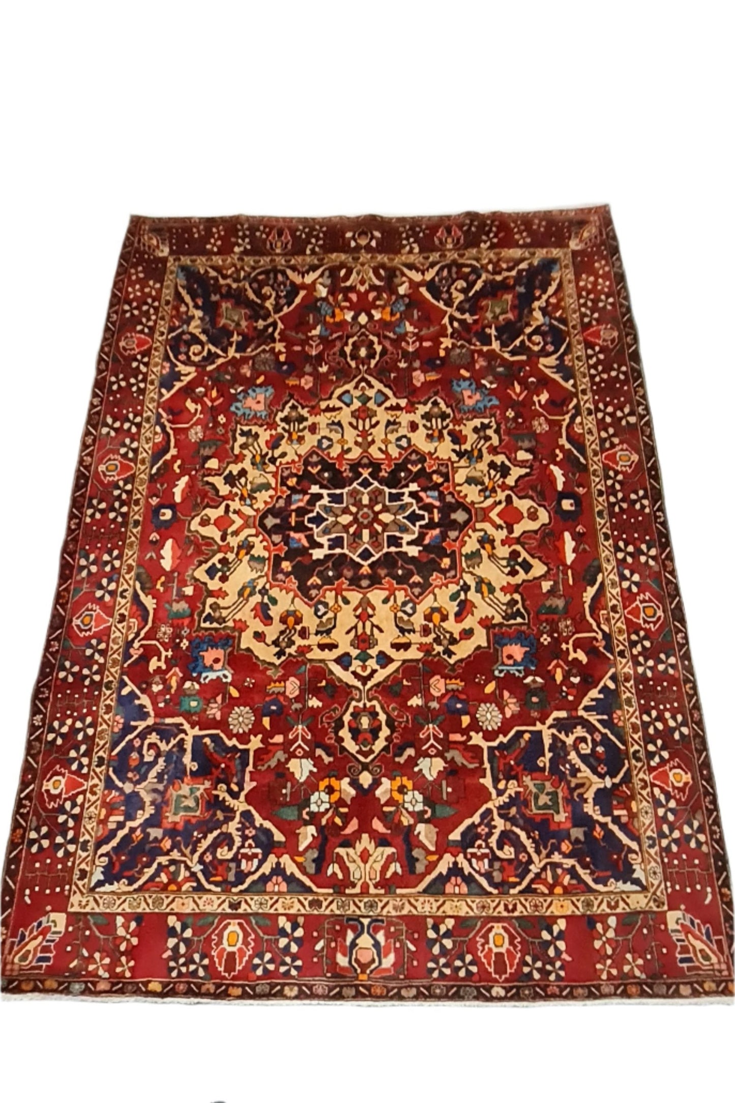 Rug No: 0635 / Size 3.14m x 2.14m