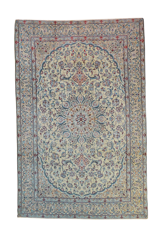 Rug No: 0648 / Size 3.04m x 2.00m
