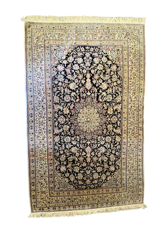 Rug No: 0122