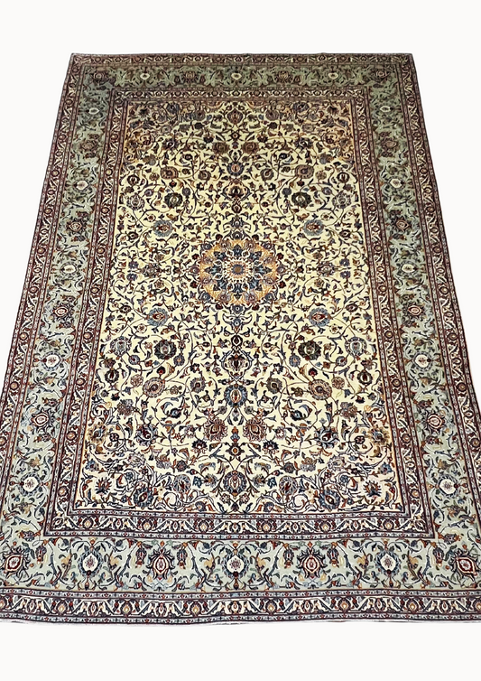 Rug No: 7008 / Size 3.10m x 2.07m