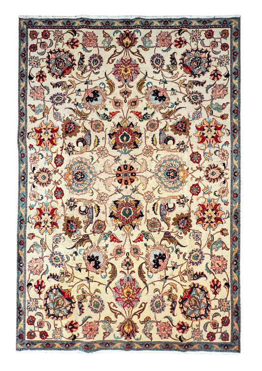 Rug No: 0490 / Size 3.27m x 2.20m