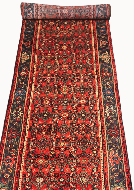 Rug No: 0102 / Size 4.05m x 1.00m