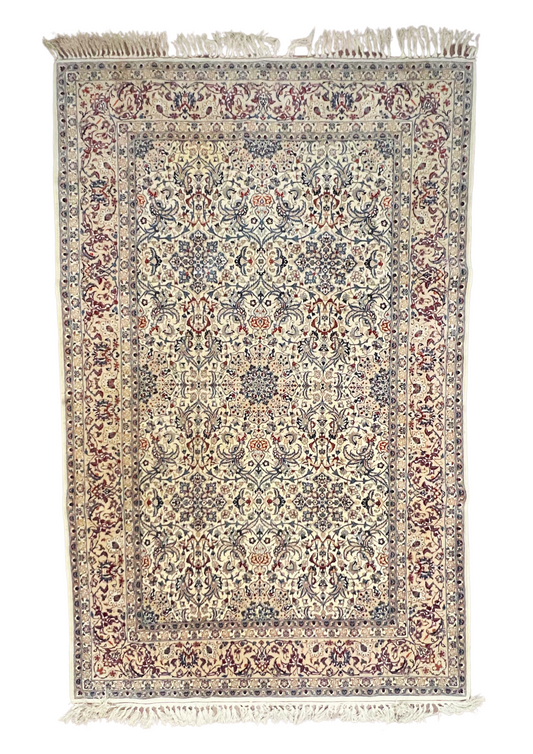 Rug No: 0702 / Size 2.42m X 1.55m