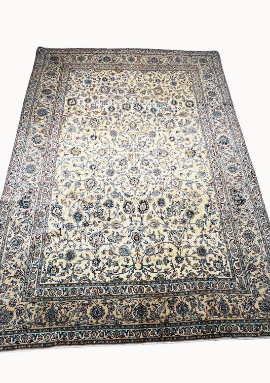 Rug No: 0427 / Size 4.24m x 2.98m