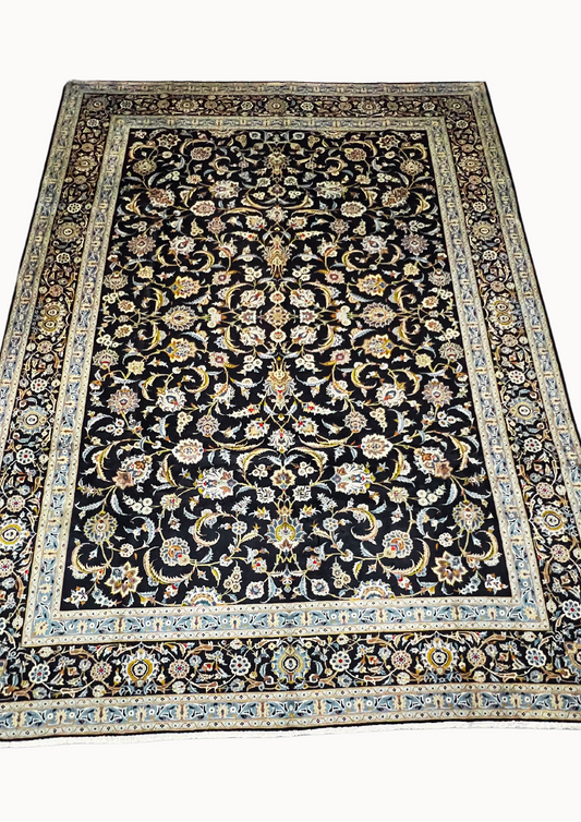 Rug No: 0403 / Size 3.98m x 2.95m