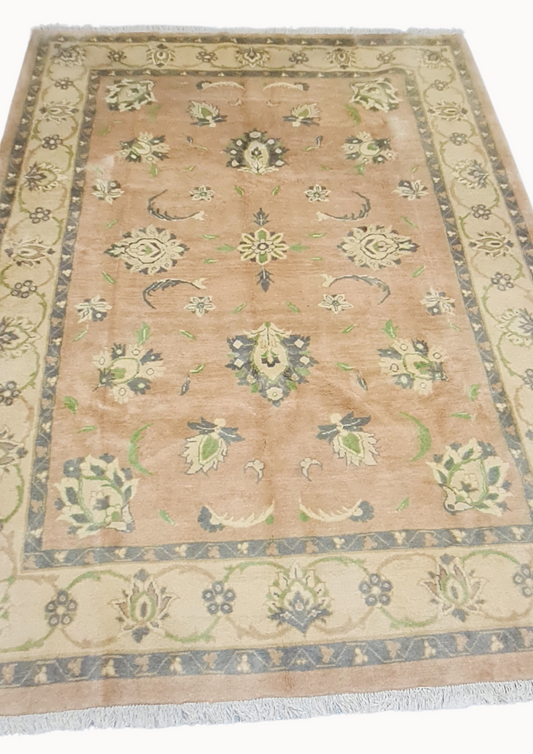 Rug No: 3460 / Size 2.40m x 1.76m