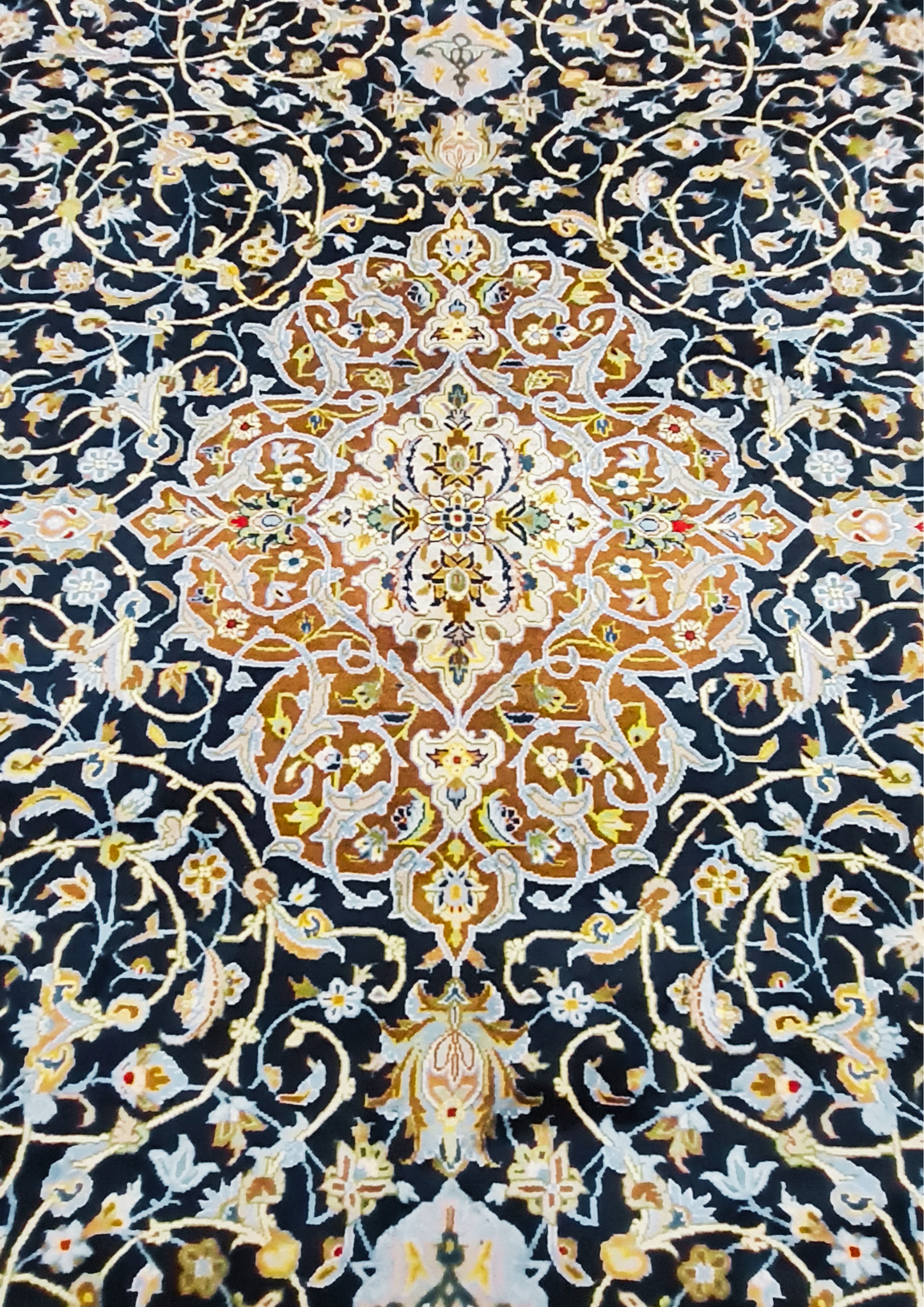 Rug No: 0487 / Size 4.08m x 3.17m