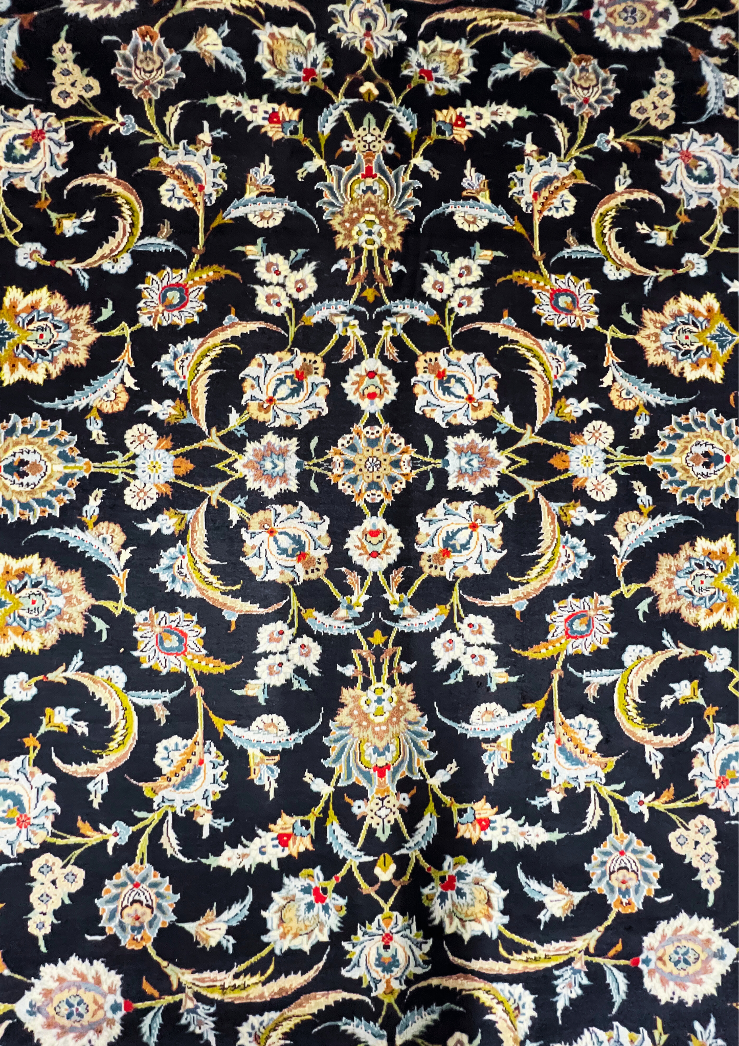 Rug No: 0403 / Size 3.98m x 2.95m