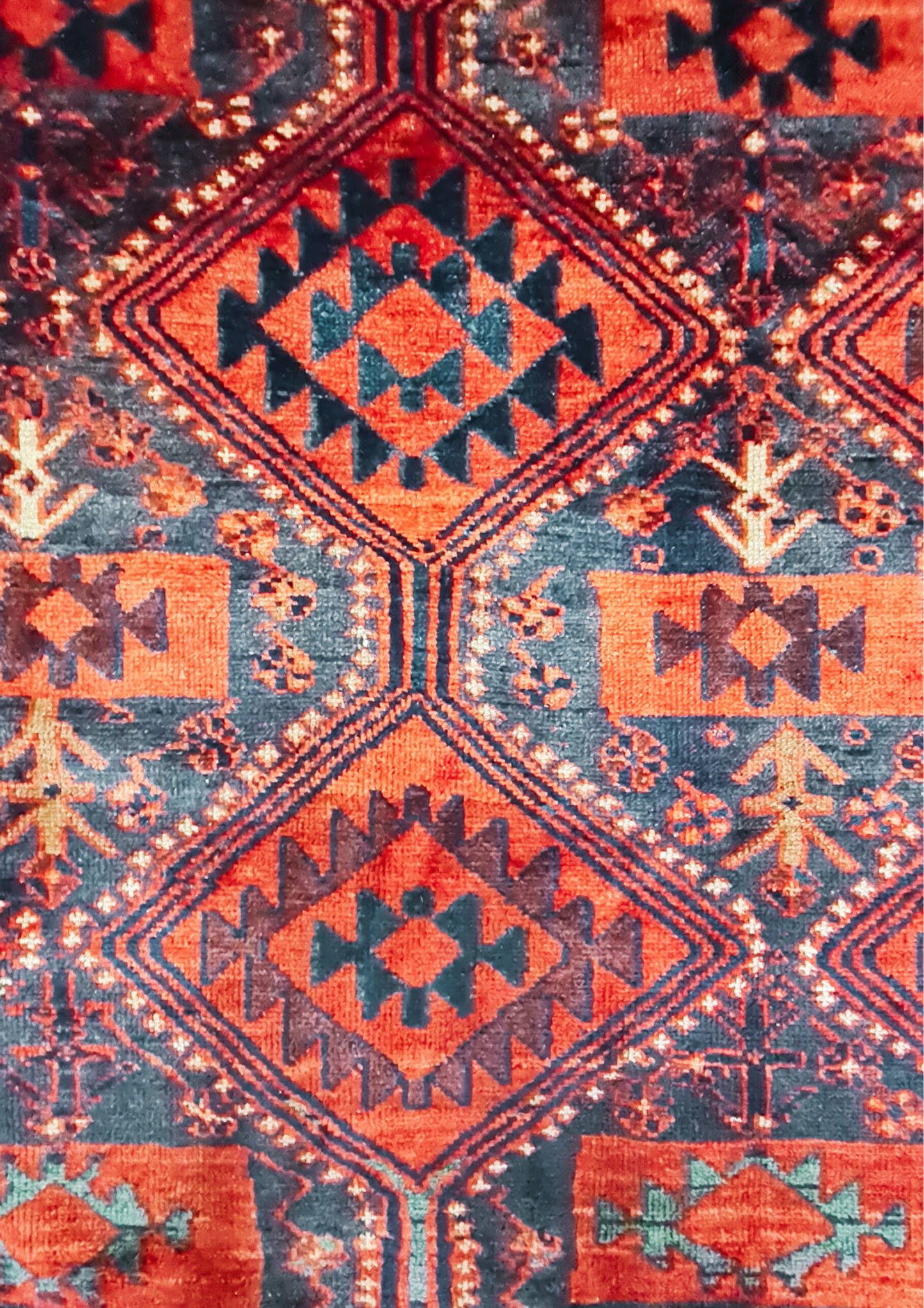 Rug No: 0042 / Size 2.47m x 1.70m