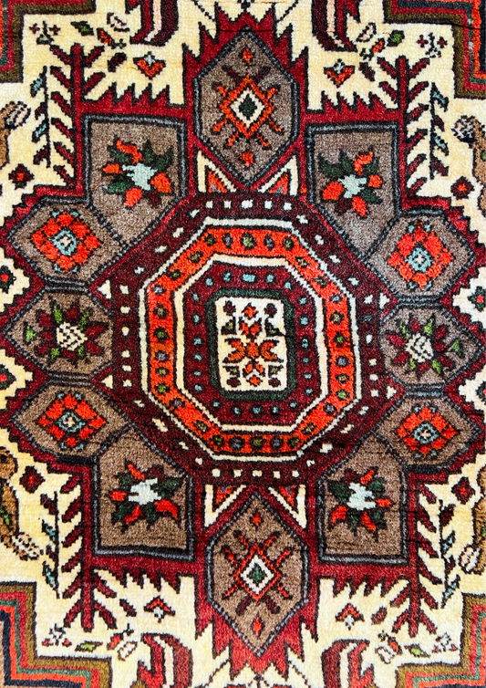 Rug No: 0066 / Size 1.50m x 1.02m