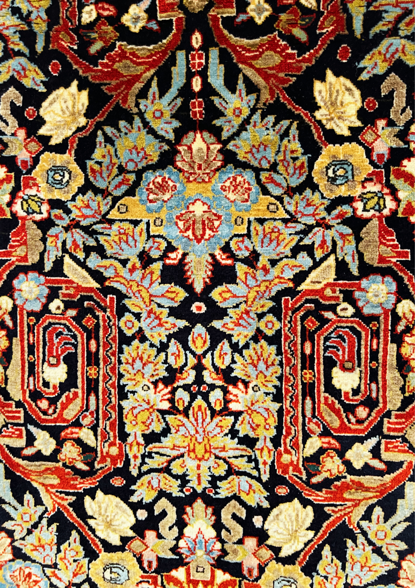 Rug No: 0080 / Size 1.96m x 1.33m