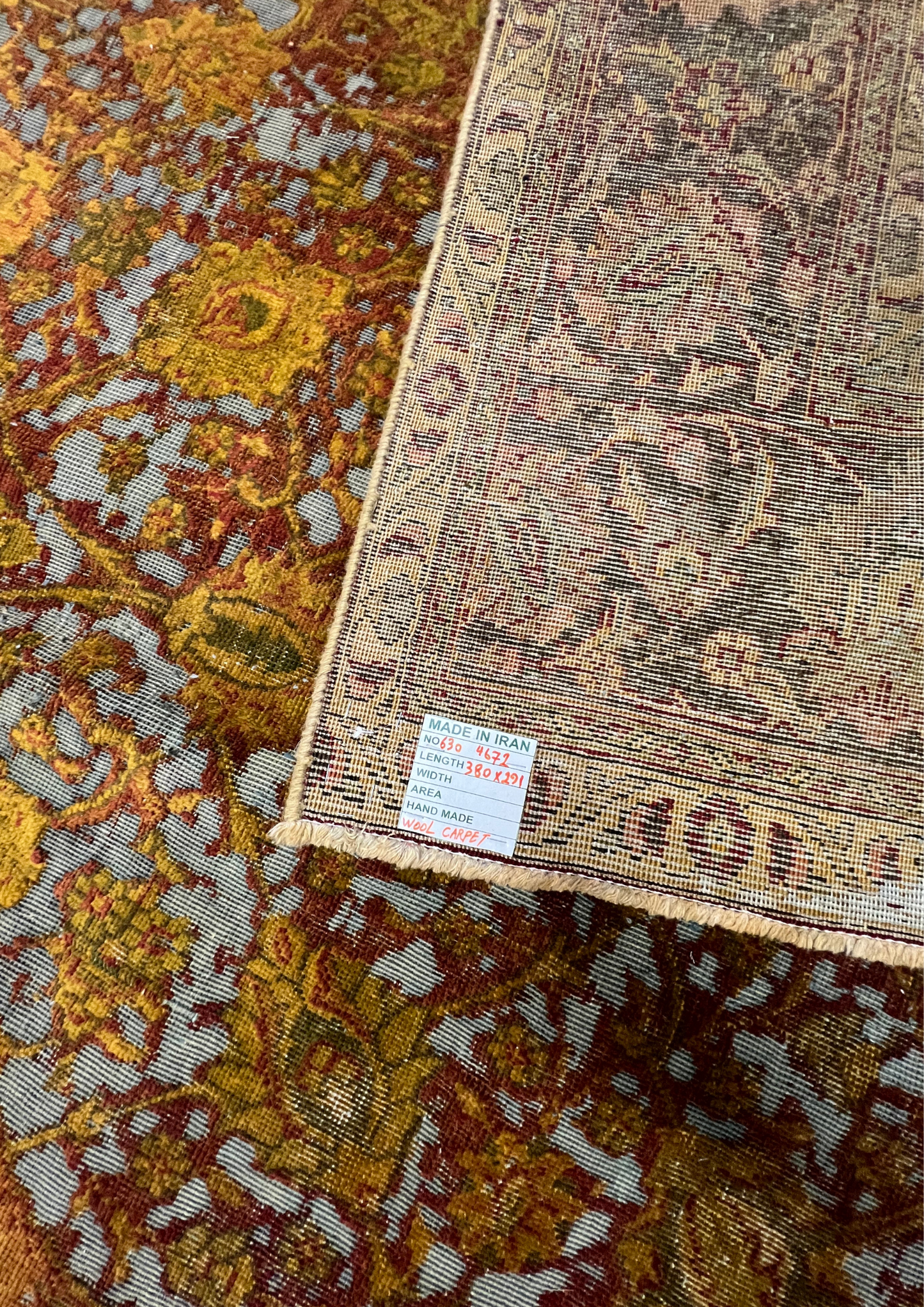 Rug No: 0630 / Size 3.80m x 2.91m