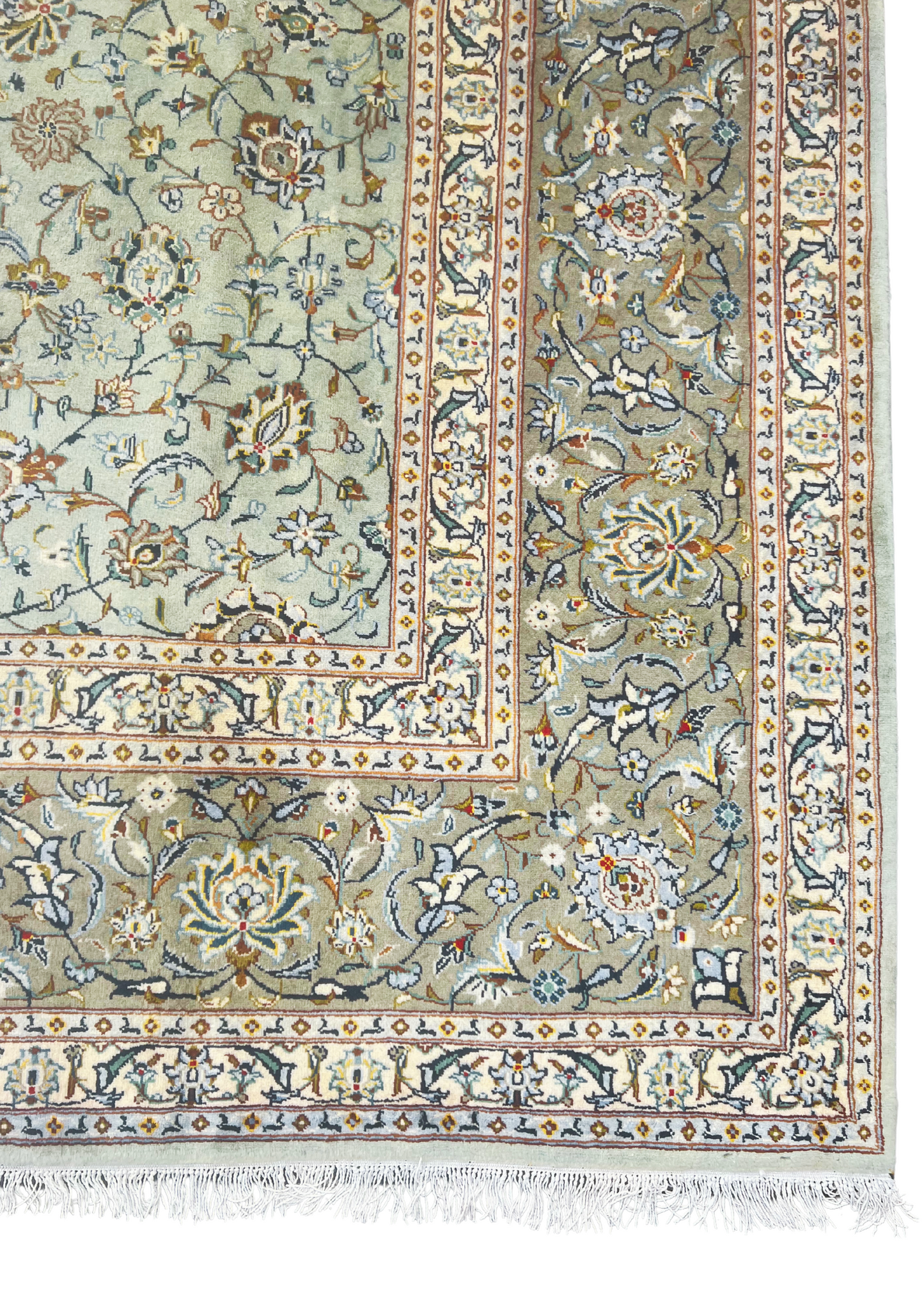 Rug No: 0322 / Size 3.90m x 2.93m