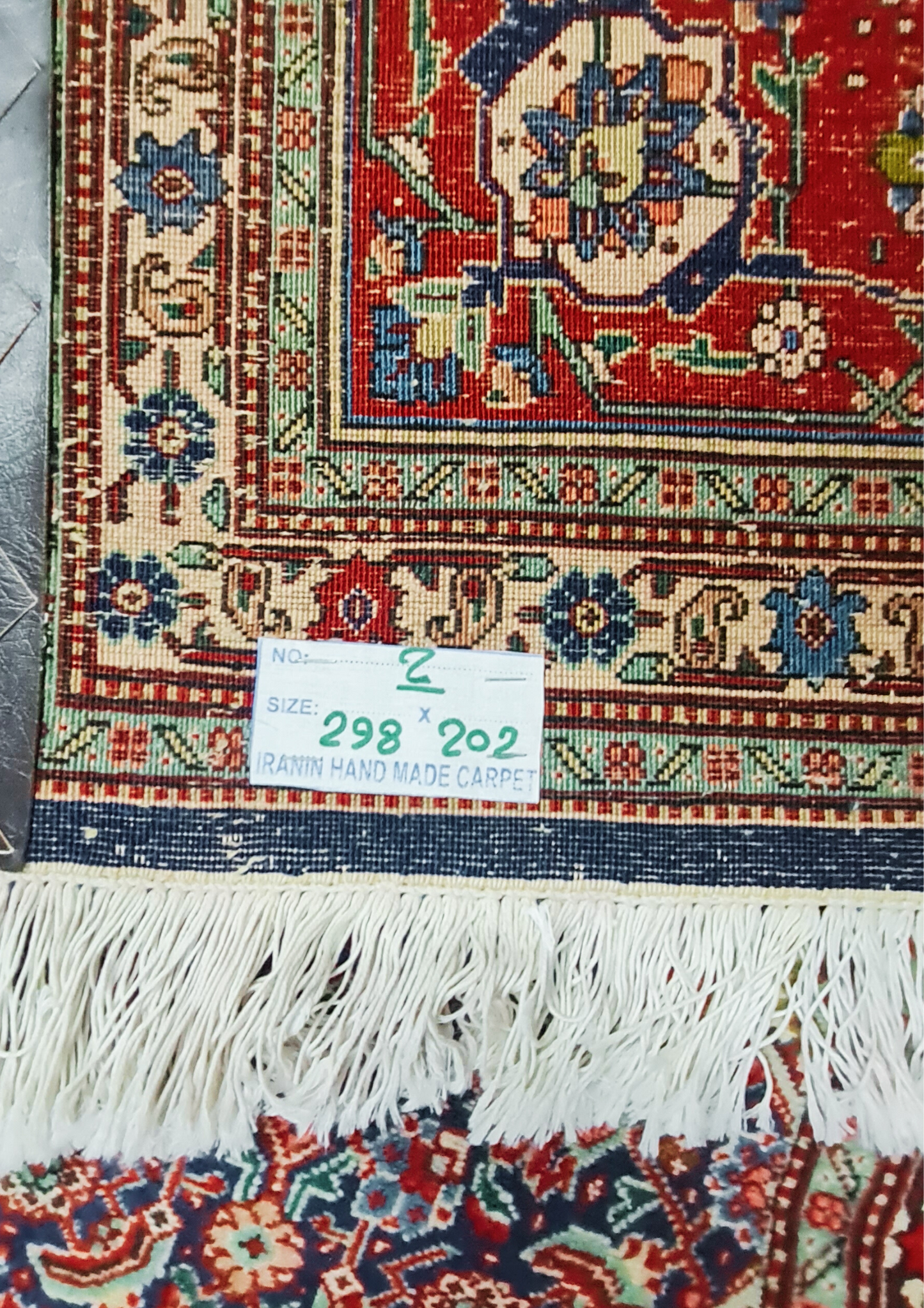 Rug No: 0002 / Size 2.98m x 2.02m